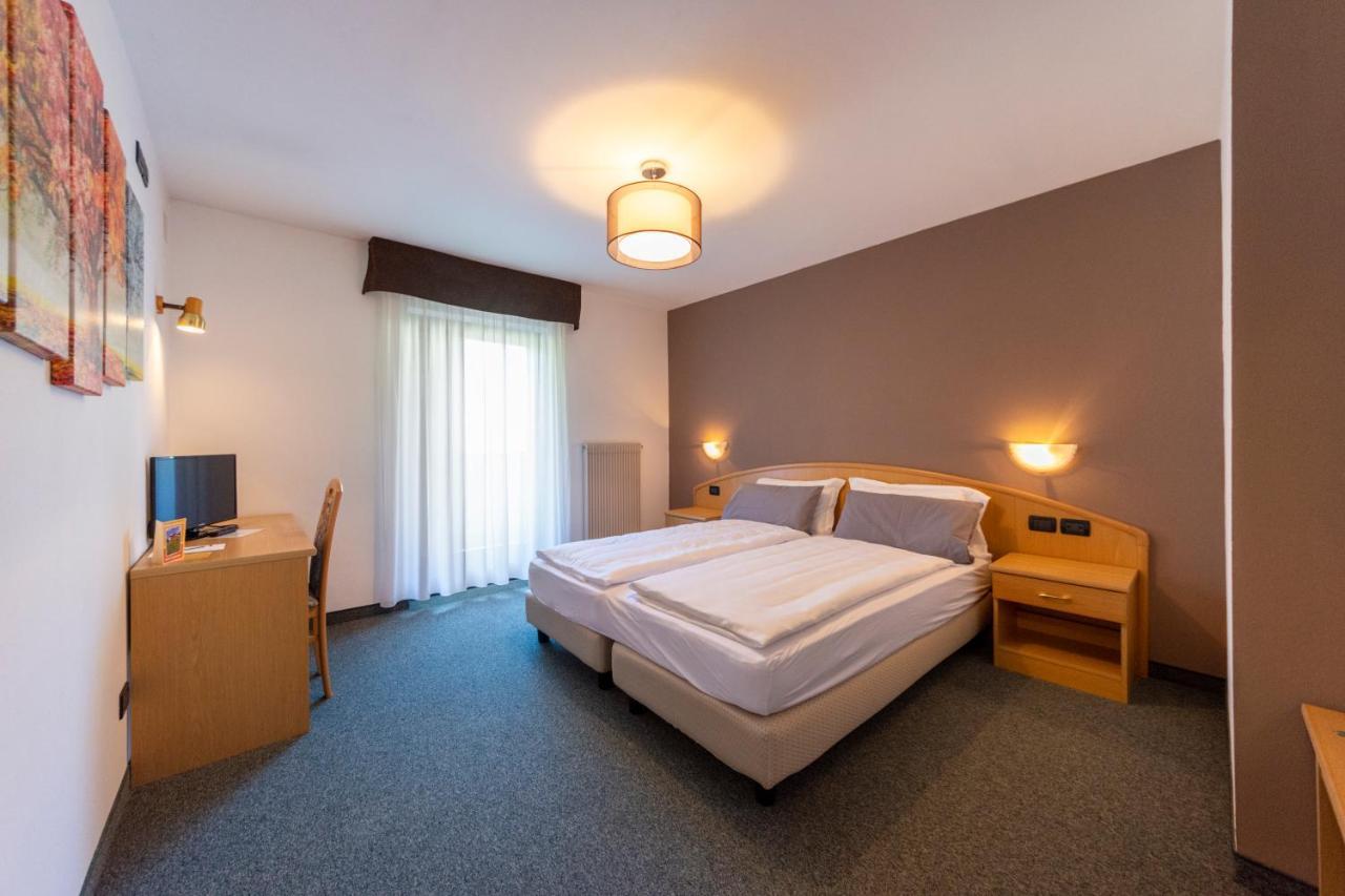 Flos Hotel Moena Esterno foto