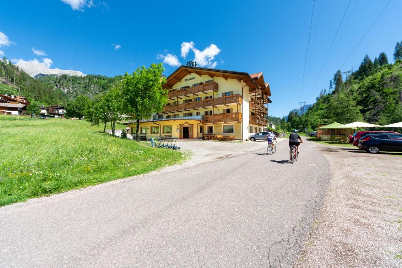Flos Hotel Moena Esterno foto