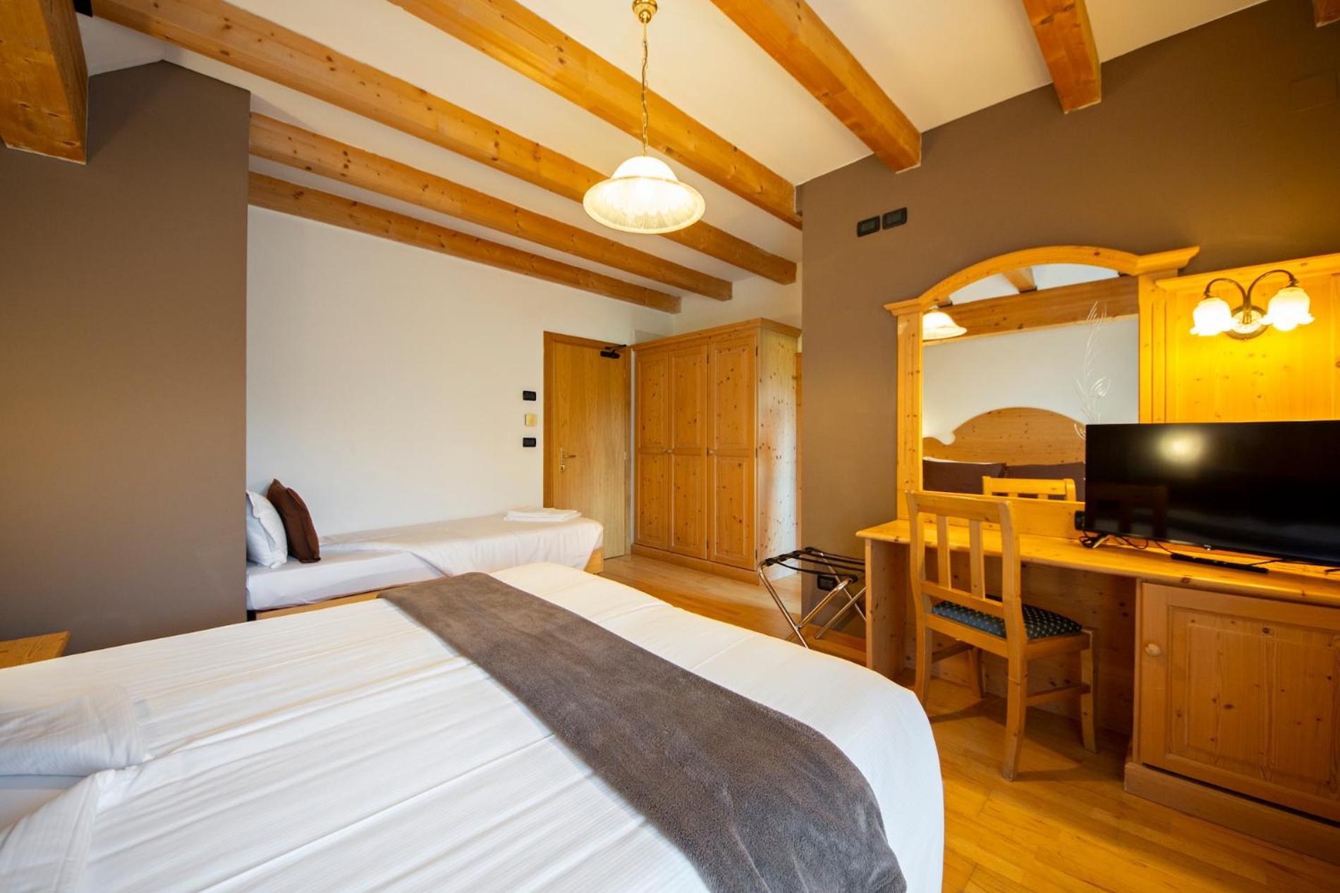 Flos Hotel Moena Esterno foto